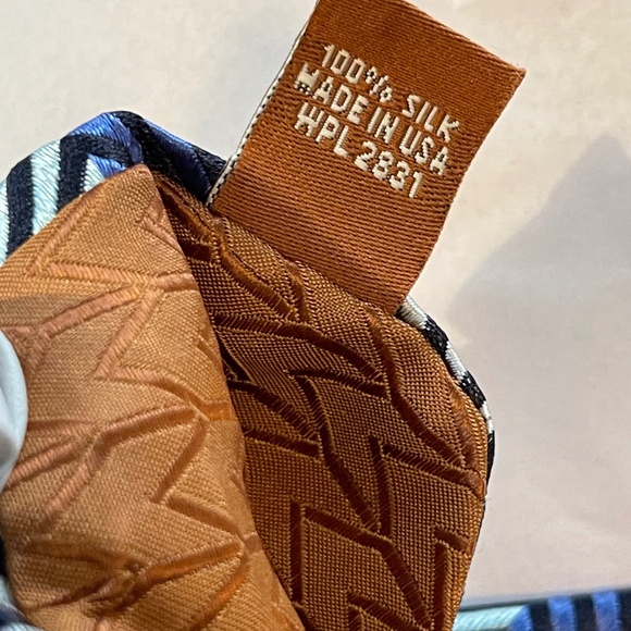 Michael Kors 100% Silk Tie- Cobalt Blue/Light Blue/Green/Silver/Black - Picture 9 of 10